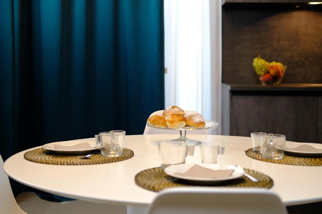 B&Bari, Via Cairoli, Le Case Di Aurelia Guesthouse Ngoại thất bức ảnh