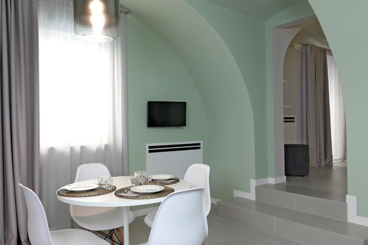 B&Bari, Via Cairoli, Le Case Di Aurelia Guesthouse Ngoại thất bức ảnh