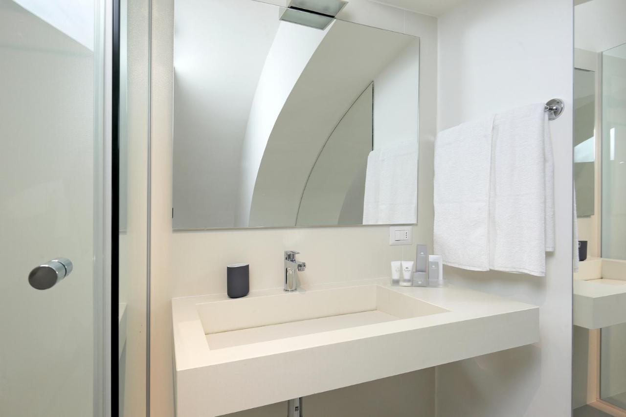 B&Bari, Via Cairoli, Le Case Di Aurelia Guesthouse Ngoại thất bức ảnh